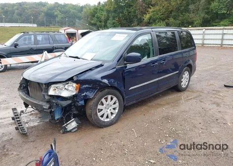 2014 Chrysler Town & Country Touring from USA, damaged, VIN 2C4RC1BG8ER208770